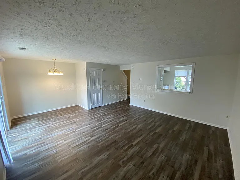4749 Hedrick Ln — Photo 8