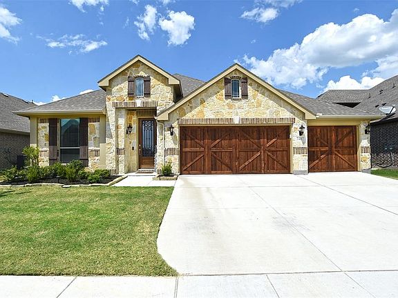 2nd image of 3407 Chadbourne Dr