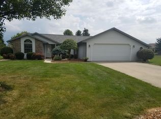 109 Sylvanus St, Archbold, OH 43502