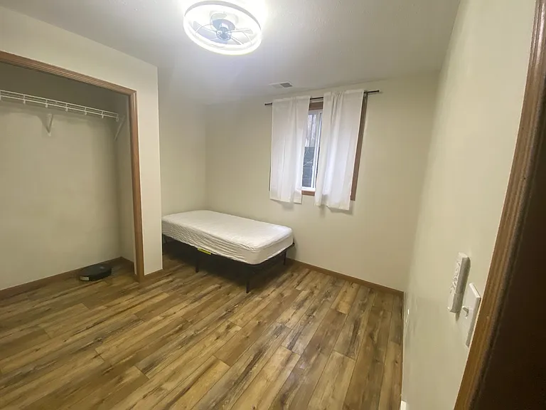 1040 Columbus Ave — Photo 9
