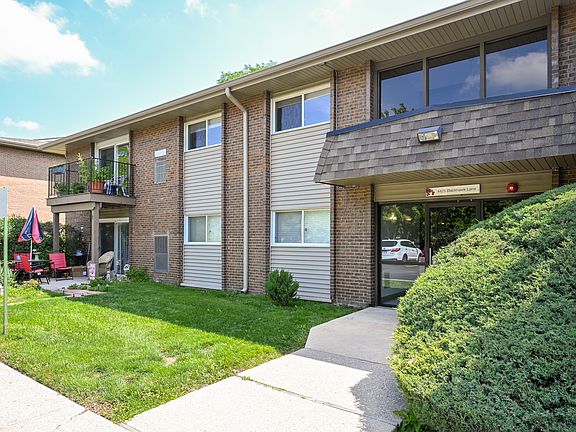 3rd image of 4425 Blackhawk Ln APT 202
