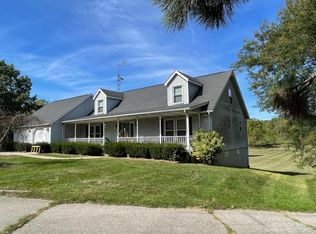 1540 Sylvan Rd, Chelsea, MI 48118