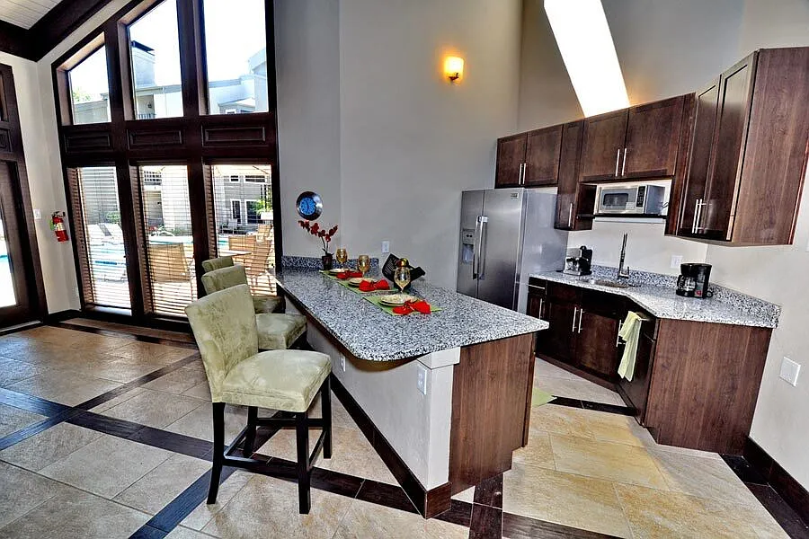 Everwood Apartments — Photo 4