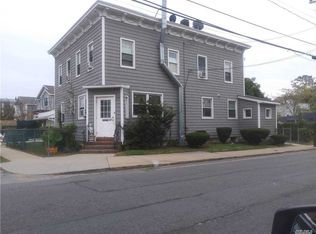 33 Mott Ave, Inwood, NY 11096