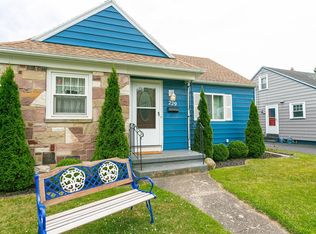 229 Brockley Rd, Rochester, NY 14609