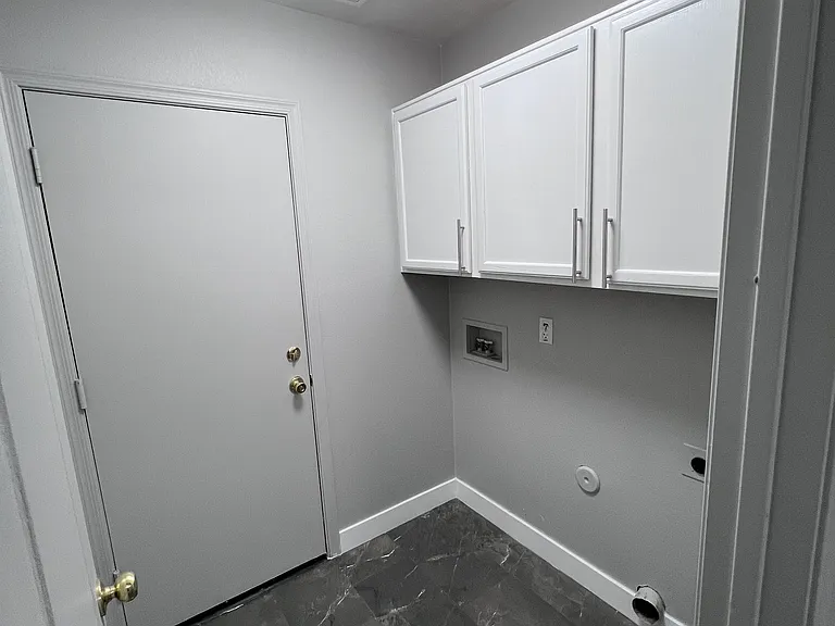 W Crocus Dr — Photo 6