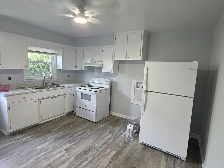 9234 Rippard Ave — Photo 9