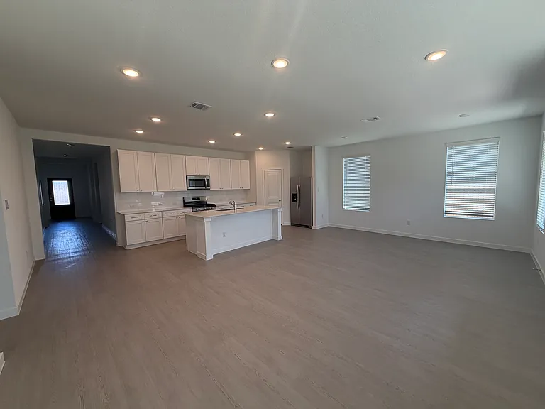8908 San Carlos — Photo 13