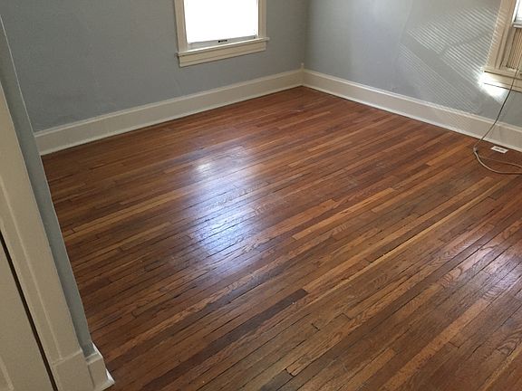 3rd image of 948 W 42nd Street # Fl 1ST