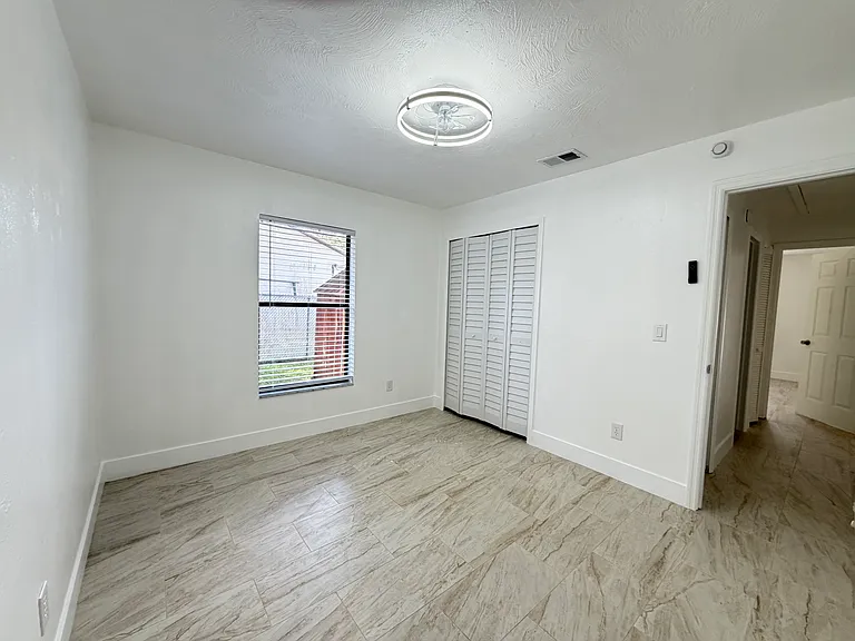 1672 Espanola Ave #1672 — Photo 7