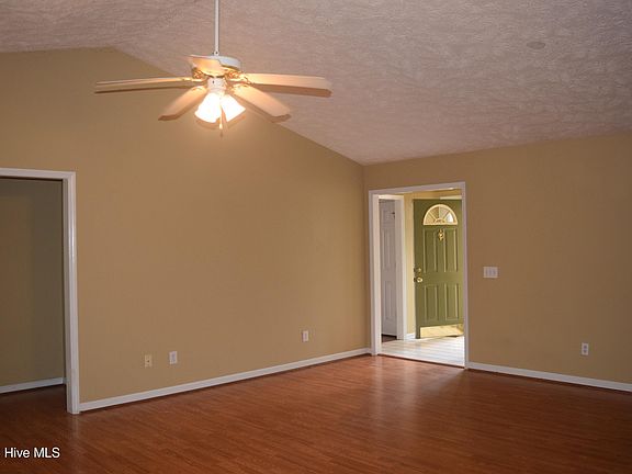 5th image of 8 Juniper Lane