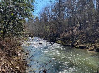 634 S Polk Rd #31, Cove, AR 71937