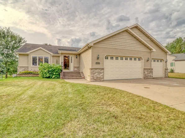 753 S Shore Dr, Detroit Lakes, MN 56501