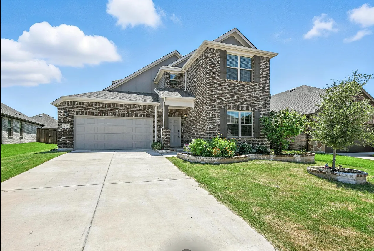 4 bed, 2691 sqft, $2,995 — Photo 4