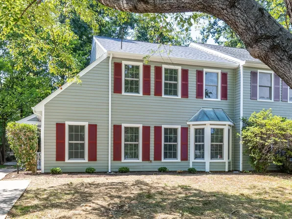 1508 Westfield Ct, Charlottesville, VA 22901