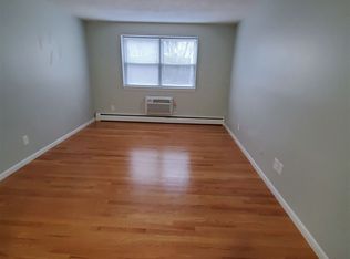 262 School St APT 18, Somerville, MA 02145