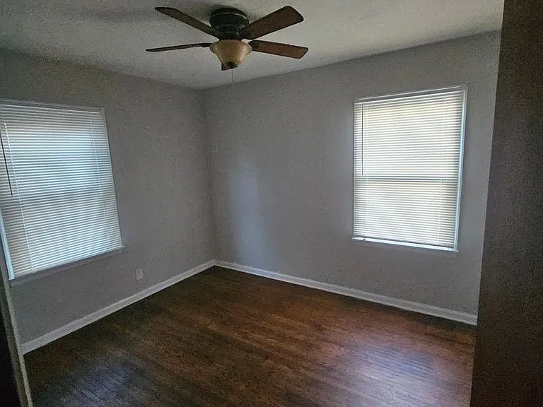 4239 Asbury Dr — Photo 23