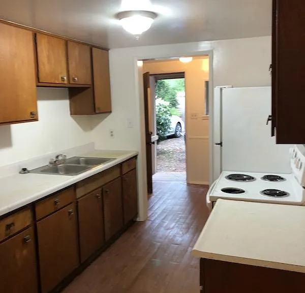 23014 Locust Way #1 — Photo 4