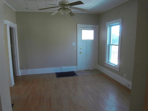 3rd image of 171 Briggs St