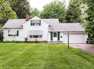 844 Millridge Rd, Highland Heights, OH 44143