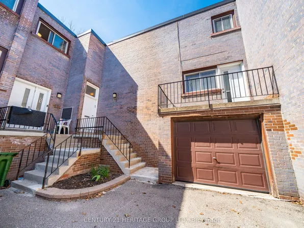 19 Candy Court Way, Toronto, ON M2R 2Y7