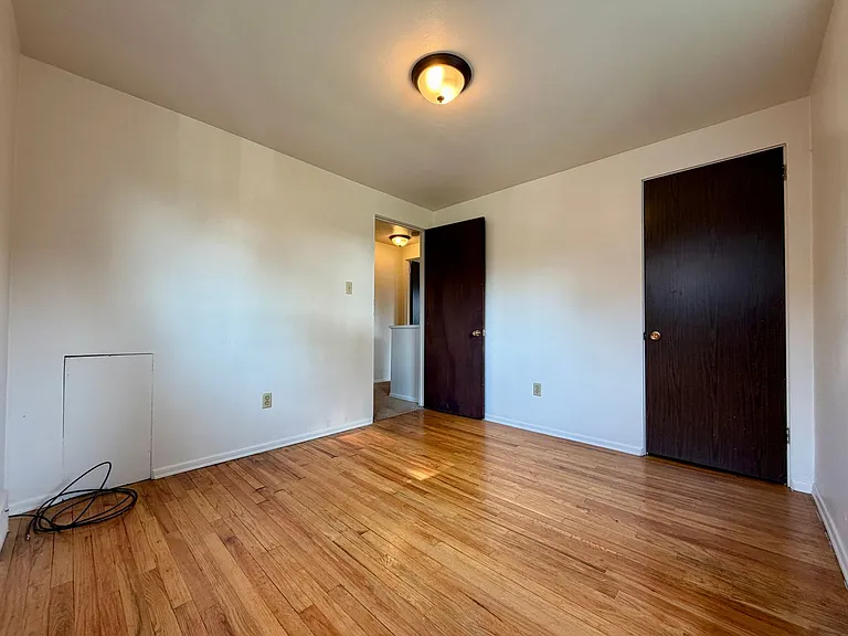 100 Savors Ct — Photo 9