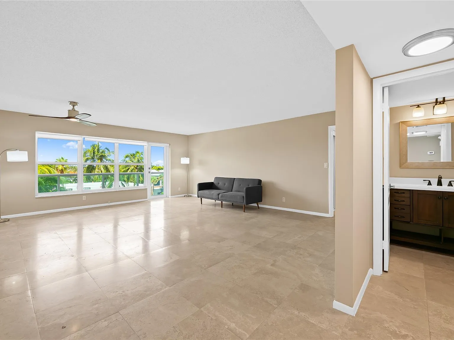 1 bed, 1.5 bath, 1209 sqft, $2,850 — Photo 2