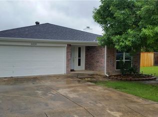 10220 Little Fox Ct, Fort Worth, TX 76108