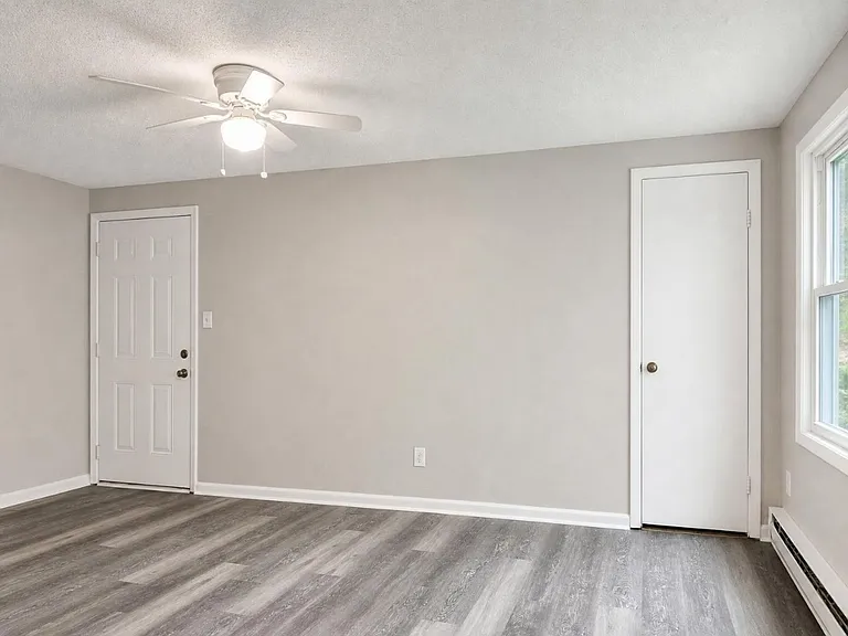 6249 Alexander St #D — Photo 5