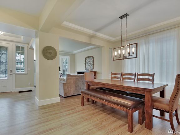 5th image of 7416 225th Avenue Ct E