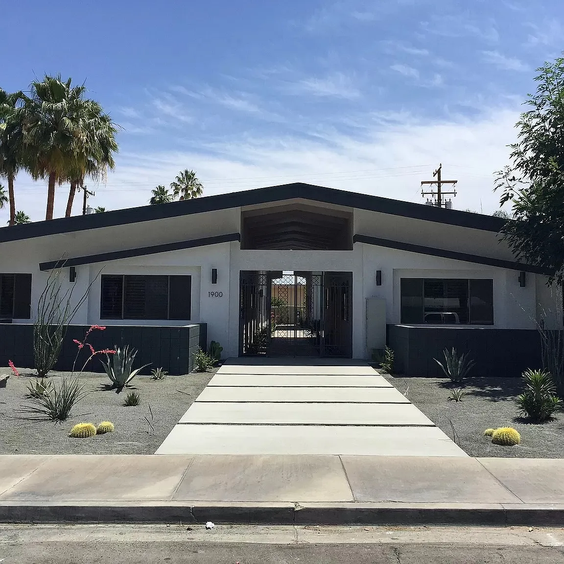 2 bed, 900 sqft, $3,200 — Photo 3