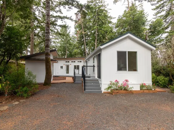 231 Horseshoe Bnd, Florence, OR 97439