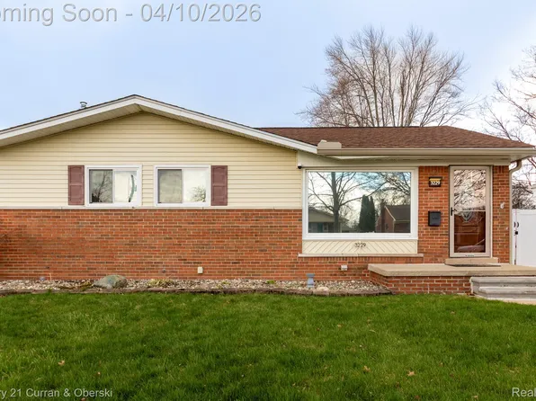 3229 Ward St, Trenton, MI 48183