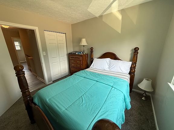 Third Bedroom - Full size bed