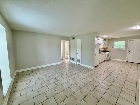 212 Omega St APT D, Belle Chasse, LA 70037