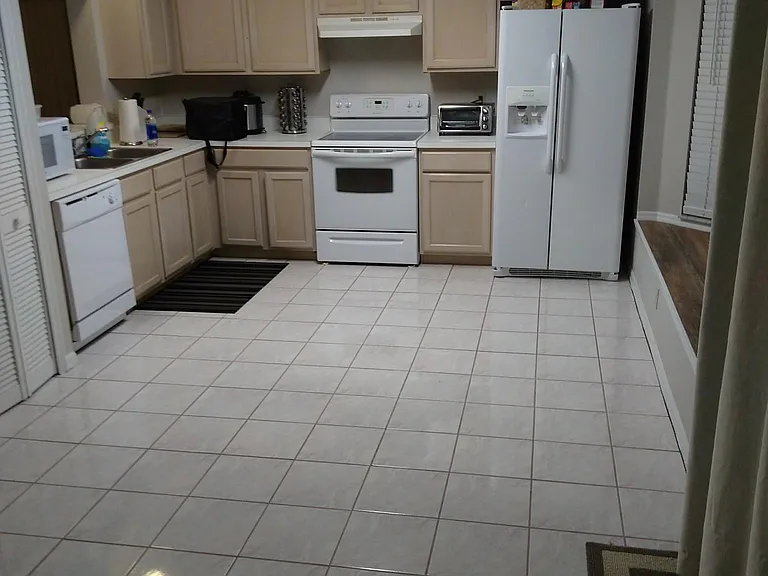 9509 Chandon Dr — Photo 5