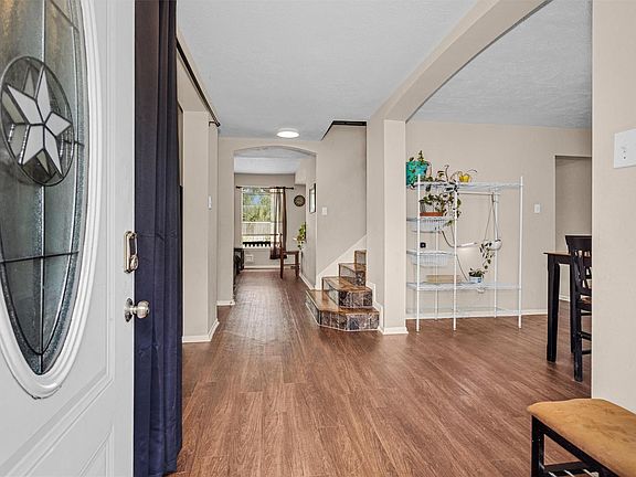 2nd image of 21618 Nottinghill Dr