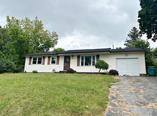 40 Brandy Wine Ter, Rochester, NY 14623