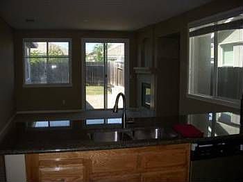4th image of 1713 Daggett Way