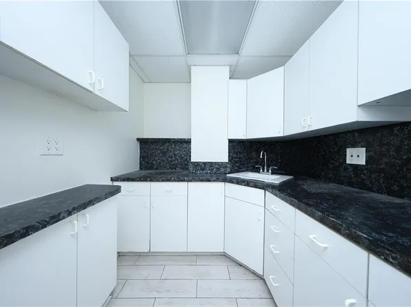 2202 Burnett Street image 28 of 45