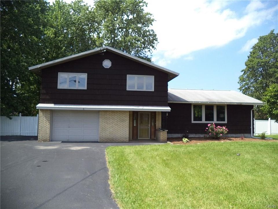 1st image of 6 Ethel Ct