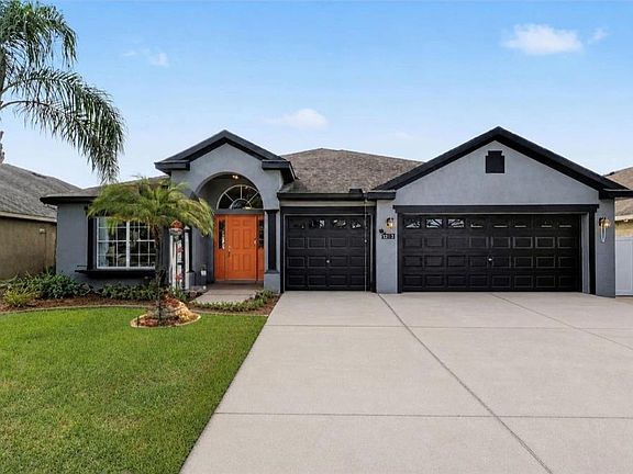 2nd image of 10813 Rockledge View Dr