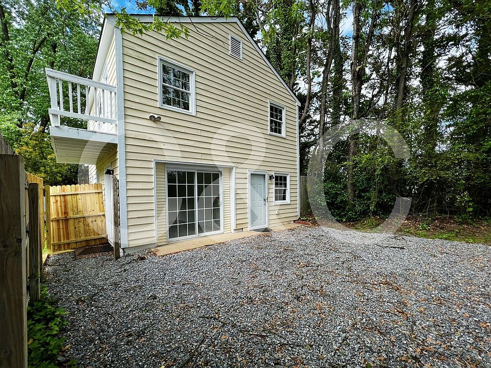 1st image of 7958 Vaughan Dr #2