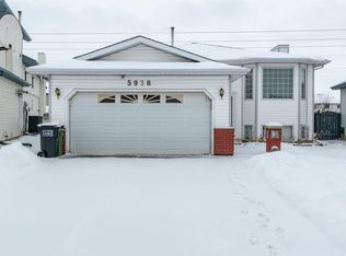 5938 162b Ave NW, Edmonton, AB T5Y 2V8