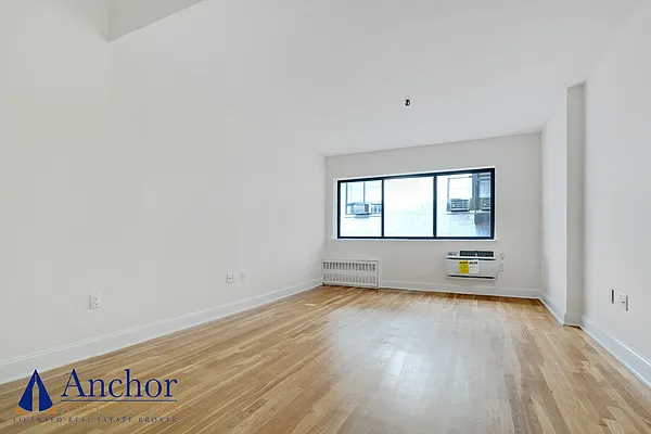 Rented by Anchor Associates | media 11