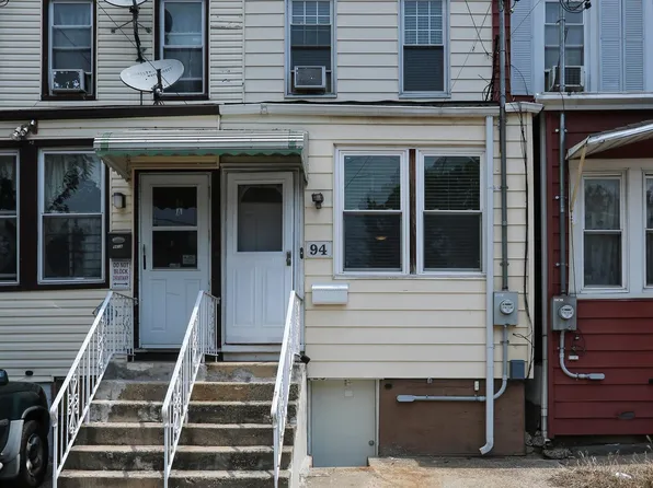 94 Boyd Ave, Jersey City, NJ 07304