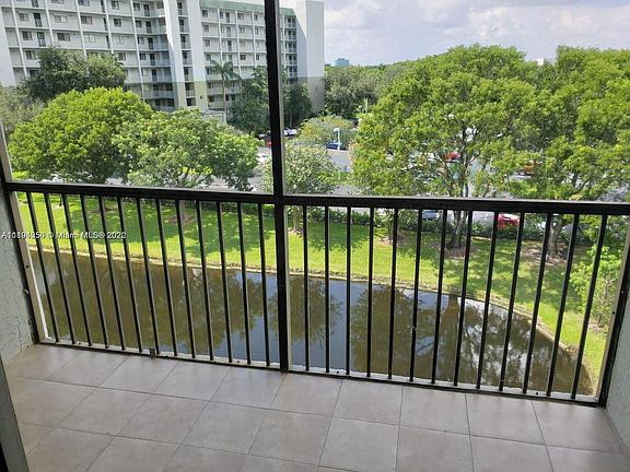 2nd image of 2230 N Cypress Bend Dr APT 508