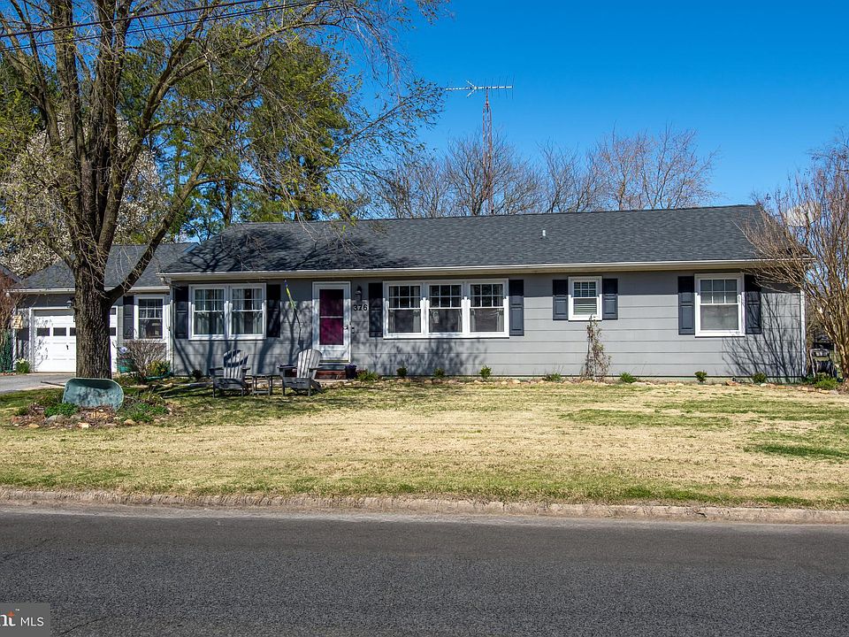 1st image of 376 Hurtt Ave