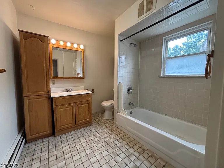 226 Gordon St #2 — Photo 8