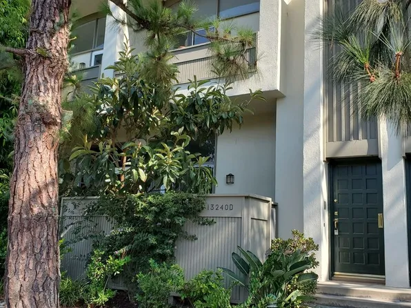 13240 Fiji Way Unit D, Marina Del Rey, CA 90292